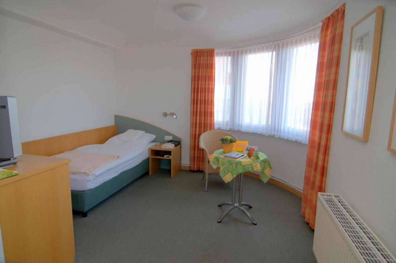 Gaestehaus Germania Wangerooge Esterno foto